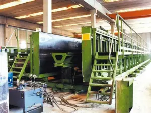 Cassero Pilastro Multipiano Con Mensole